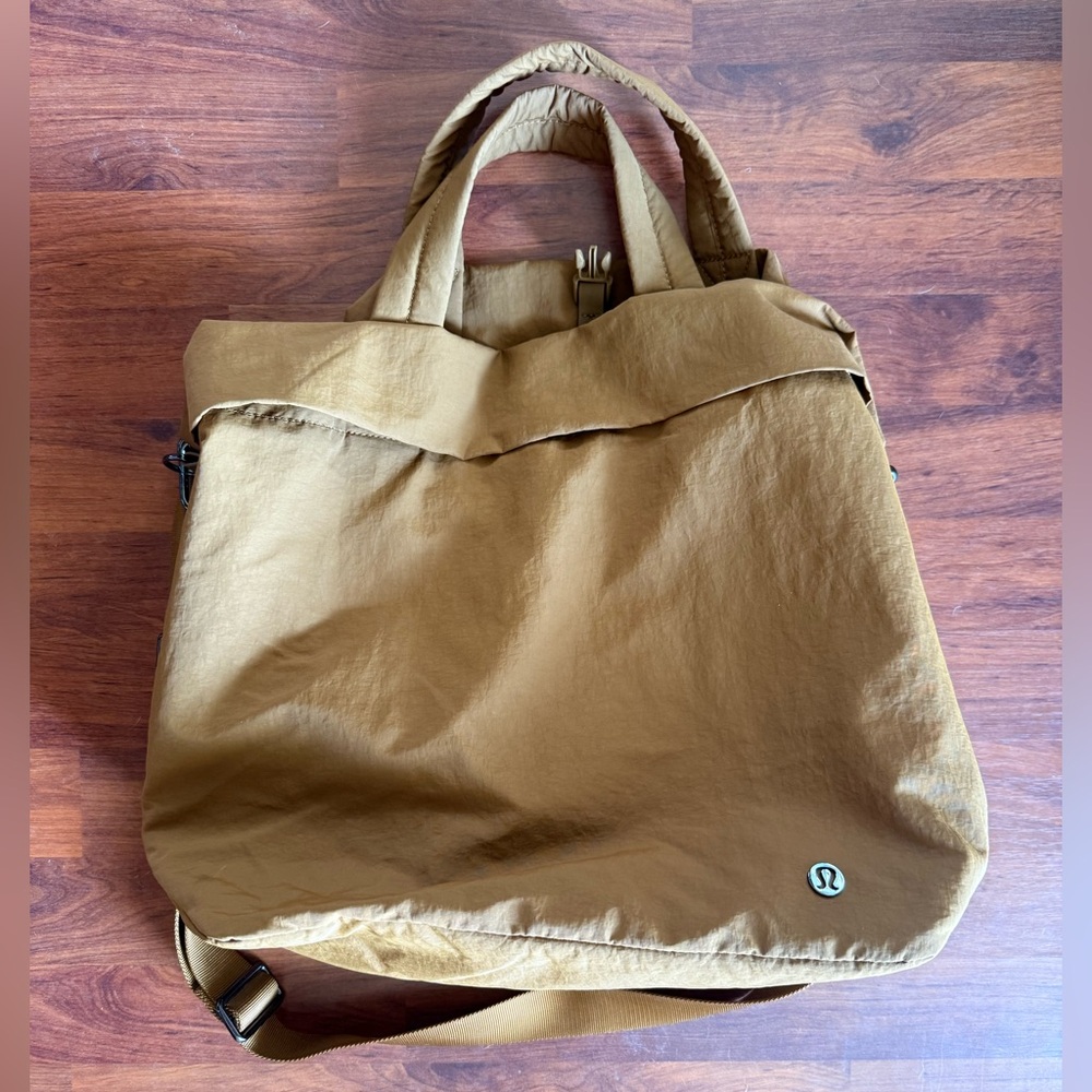 lululemon on my level 2.0 tote bag - Picture 5 of 11